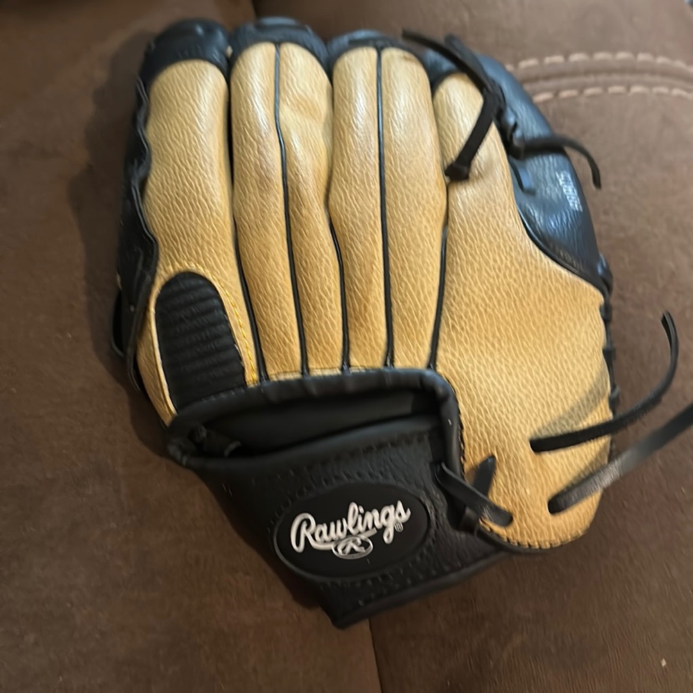 Baseball glove